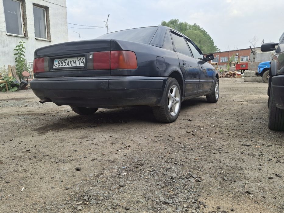Продам ауди 100 с4 2.3