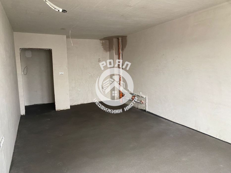 Продава се Двустаен апартамент в Пловдив, Остромила - 67 кв.м за 1160 €/кв.м - Снимка #3