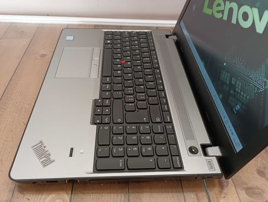 Лаптоп Lenovo ThinkPad E570 – 15.6  Core i5-7200U  8GB RAM  240GB NVMe SSD