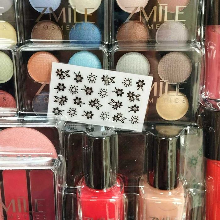 Комплект за грим Zmile Cosmetics в куфарче – нов