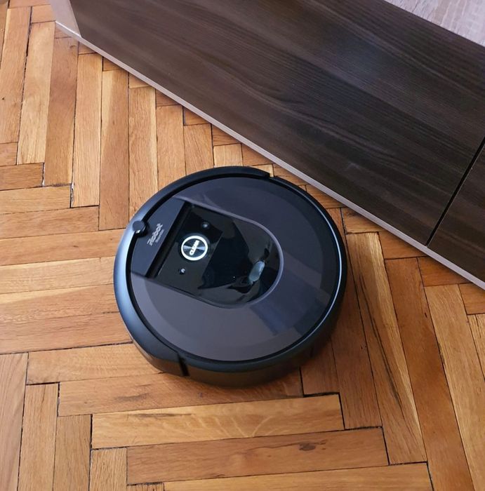 Прахосмукачка  робот