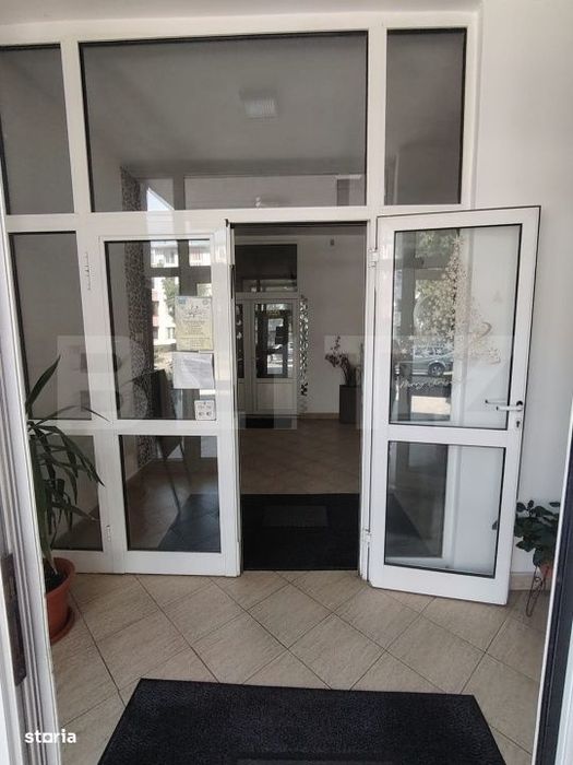 Spatiu de vanzare, 695 mp, zona Campia Turzii