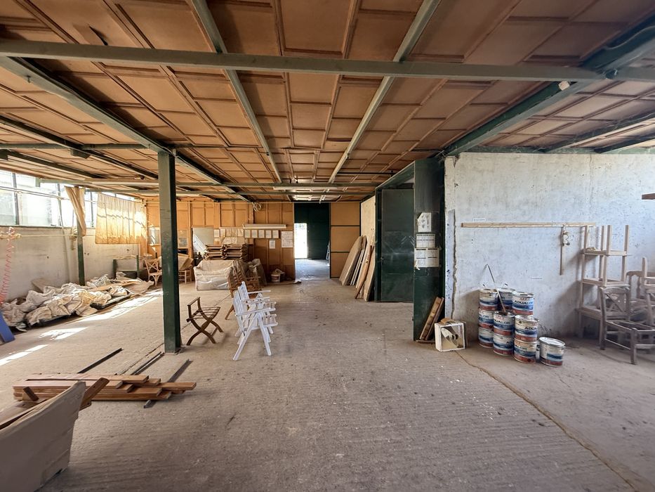 Фабрика/склад/цех за продажба - Готов за работа