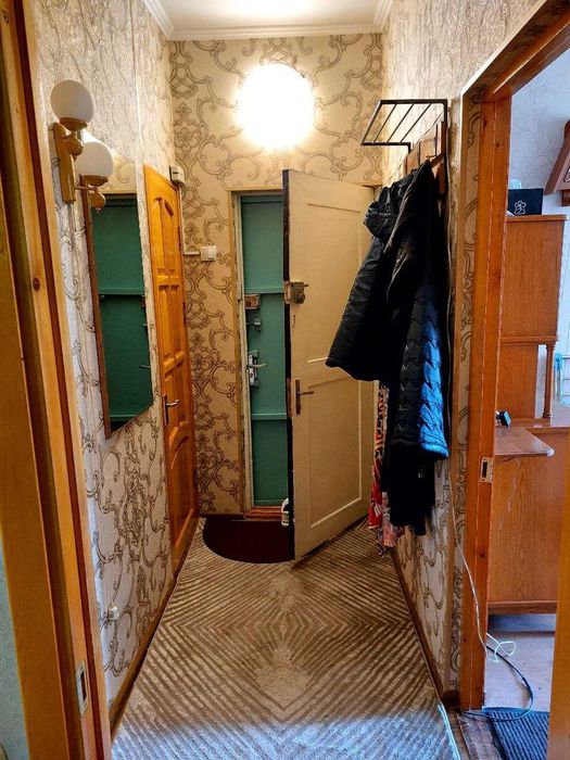 Хорошая 3 -комнатная квартира (метро Туркестон 12 квартал Ю/Абад)