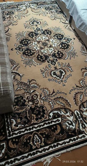 Продам ковёр. Размер+2. 60*1. 82.