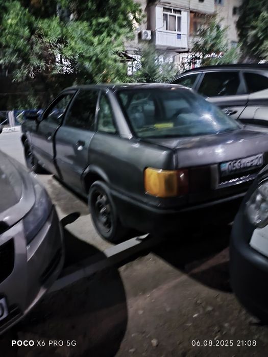 Продам ауди 80 в среднем состоянии