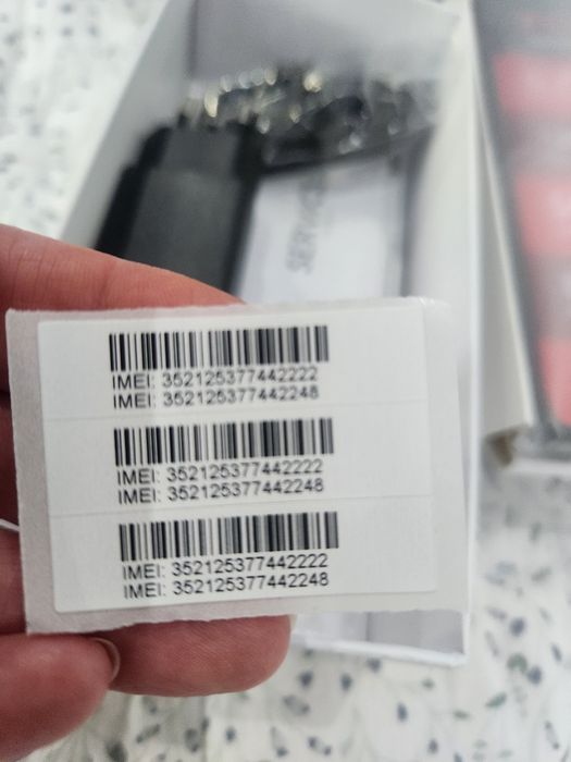Чисто нов телефон TCL 505