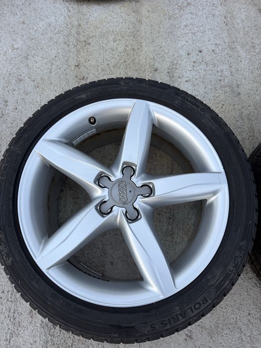 Джанти със зимни гуми Ауди 18”