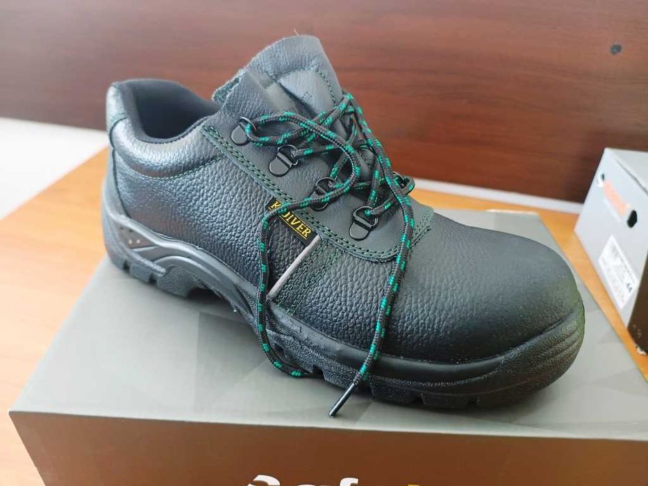 Работни обукви 44 номер