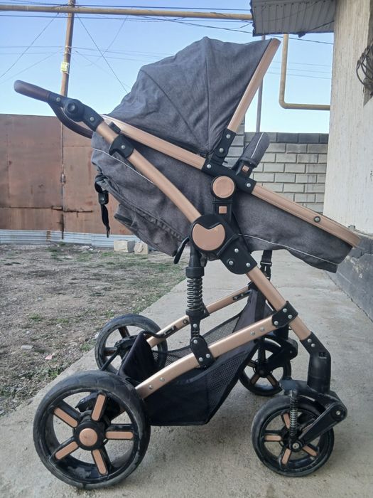 Продам детскую коляску