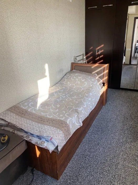 Бабура Продаётса 2в3/4/9 Рувд Срочна отдл вход 65кв.м