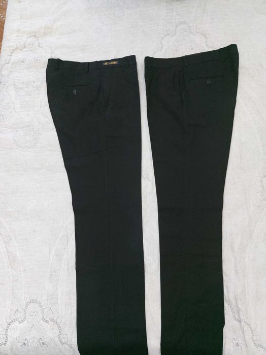 Продам  черный  и синий брюки подростковые