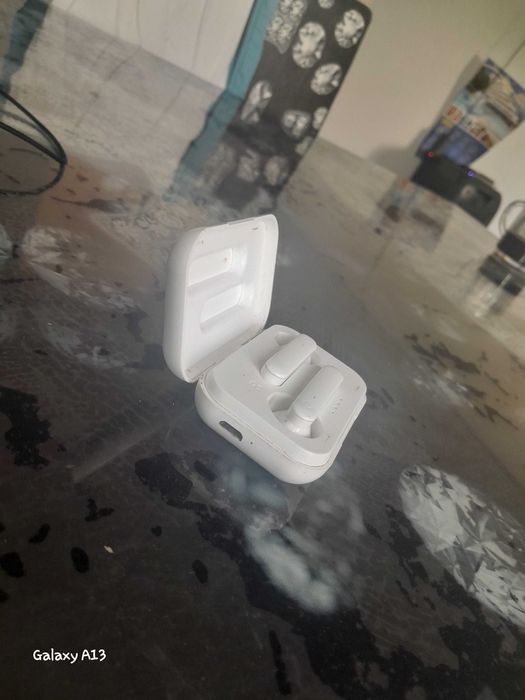 Безжични слушалки