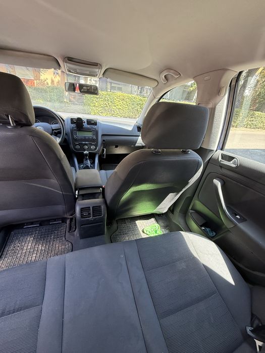 Golf 5 - 1.6 FSI