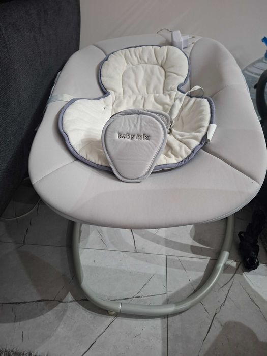 Децка музикална люлка