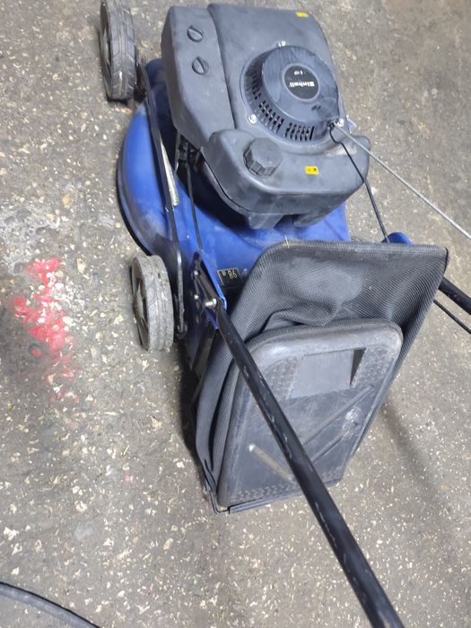 Бензинова косачка