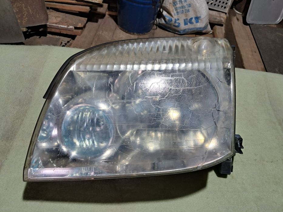 Фары на nissan x-trail t30