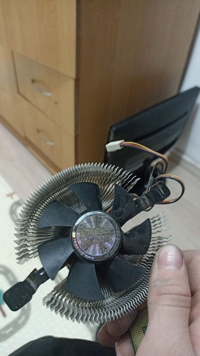 Материнский плата от Asus