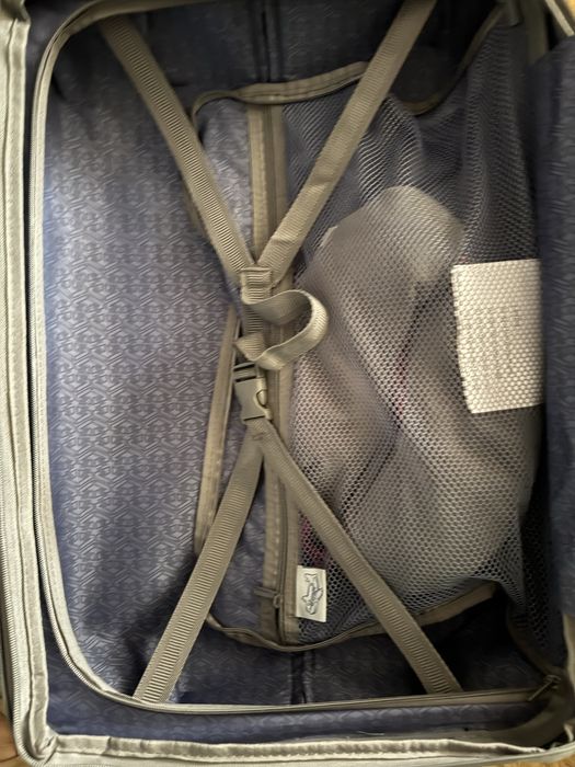 Чемодан М размер