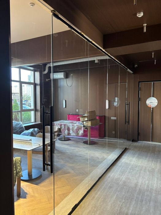 Душевые кабины,Меж ком Перегородка