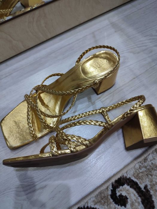 Продам новые женские туфли и босоножки Zara, Tamaris, Studio W