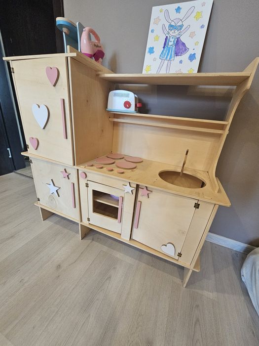 Дървена кухня детска