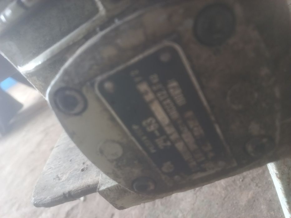 продам угловой редуктор