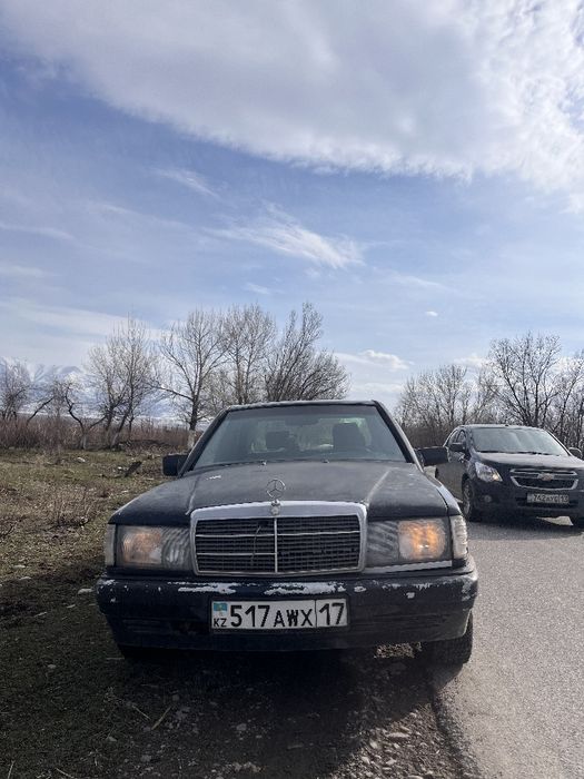 Мерседес 190 е 200