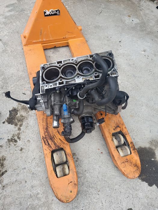 На части двигател от Форд Куга, 1.6 Eco Boost , 150 к.с. на 120000 хил