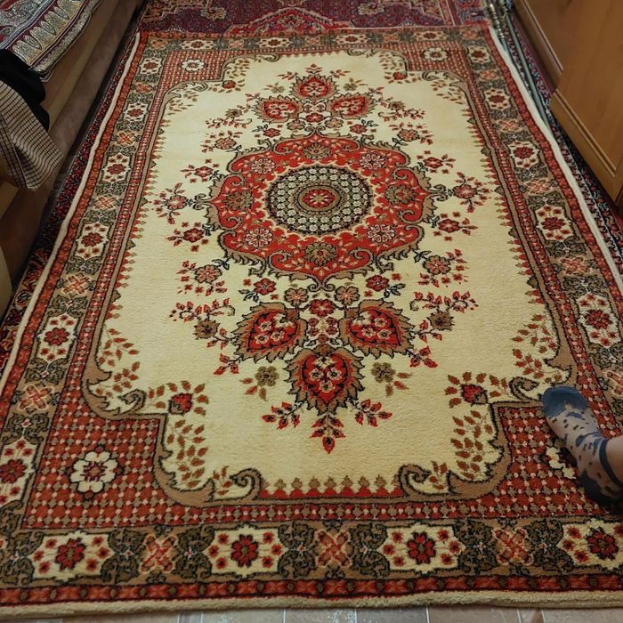 Продам ковер натуральный 20000