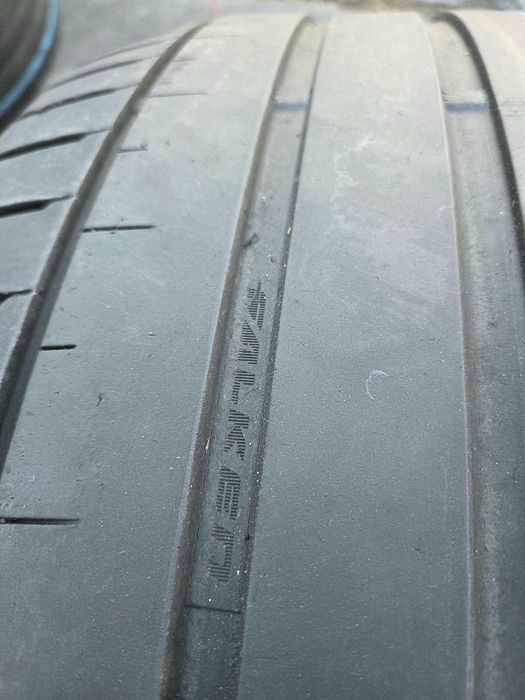 285 45 21 falken