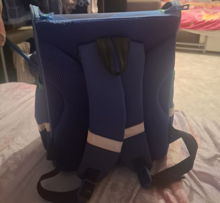 продам рюкзак для школы