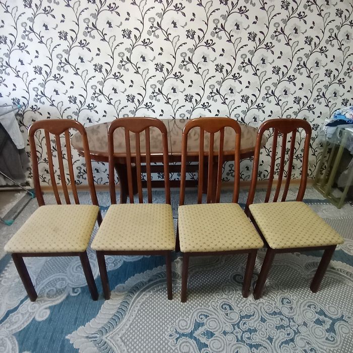 Стол со стульями 4шт, Малайзия
