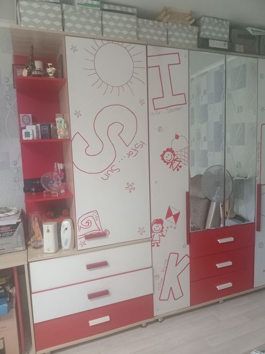 Продам мебель детскую