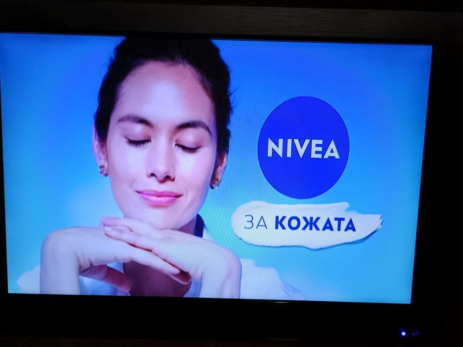 19"  led телевизор 220/12 V