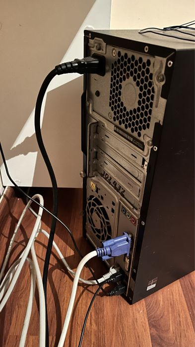 Настольные компьютеры