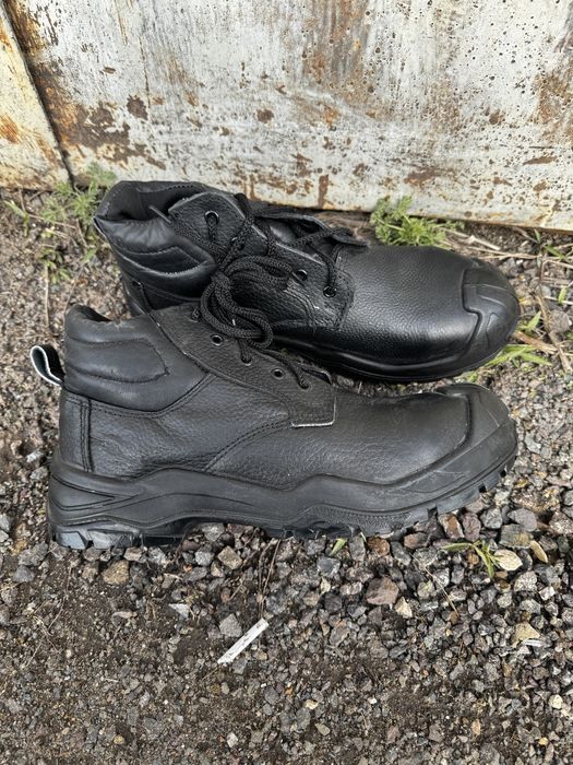 Продам спецобувь