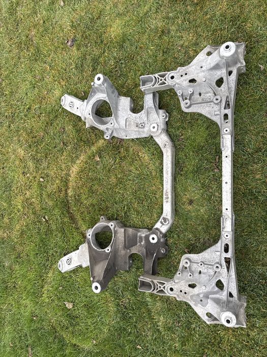 Cadru motor bmw G30 G31 G11 G12 x drive Chitila • OLX.ro