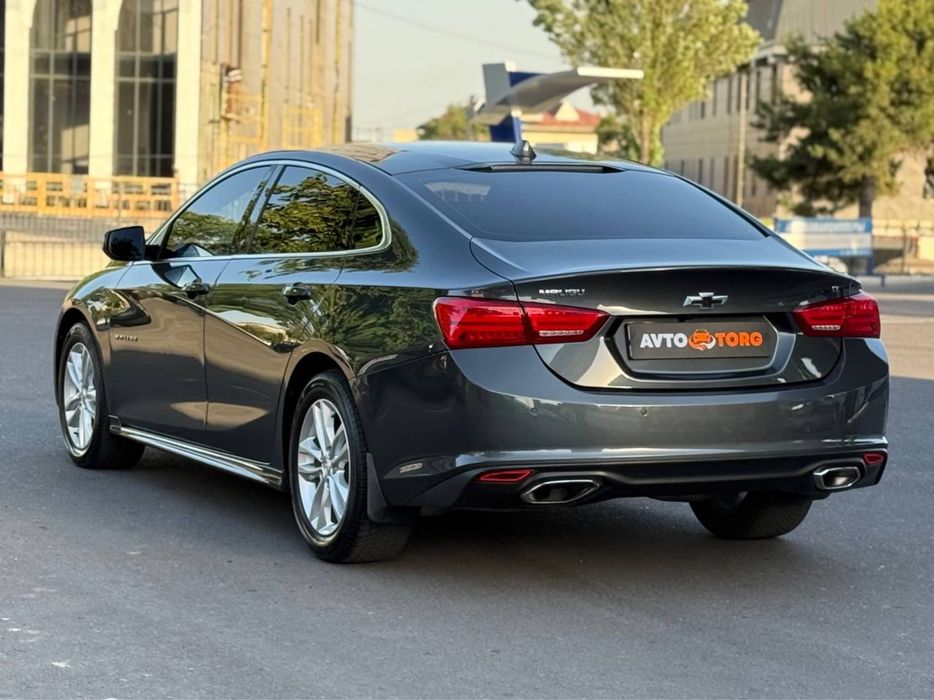 Продаётся Chevrolet Malibu 2 2.4L 2017 года