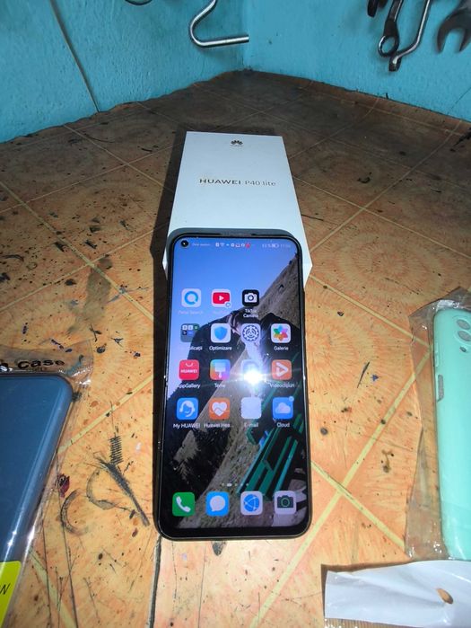 Telefoane redmi și Huawei