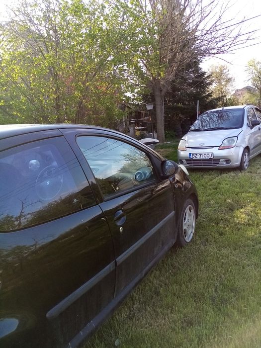Peugeot 107 an 2008 1000 cm benzina