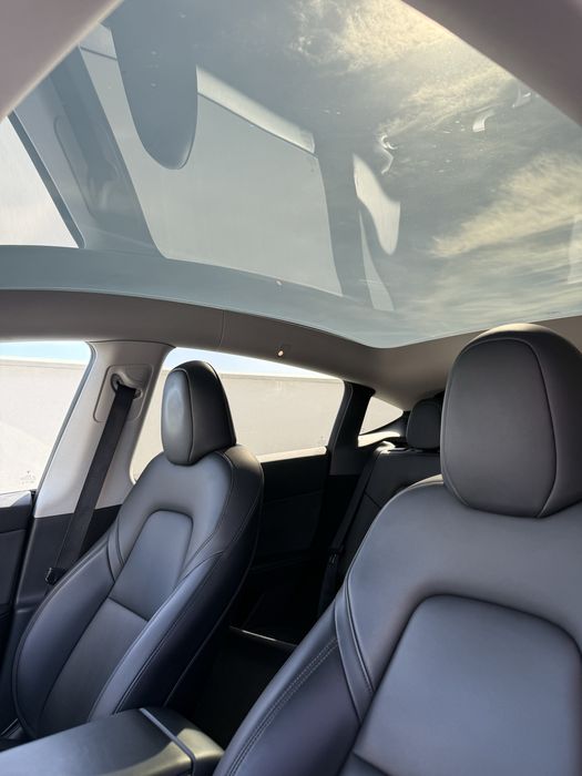 Vand tesla model Y 2023 LR AWD