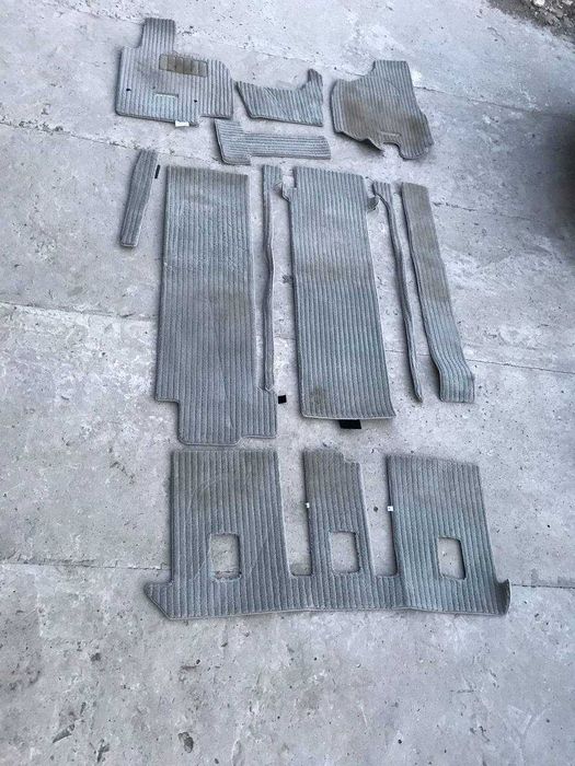 Продам полик toyota estima