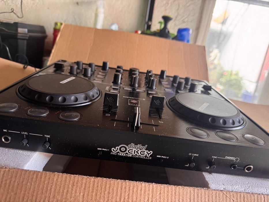 VÂND Reloop Digital Jockey 2 Master Edition