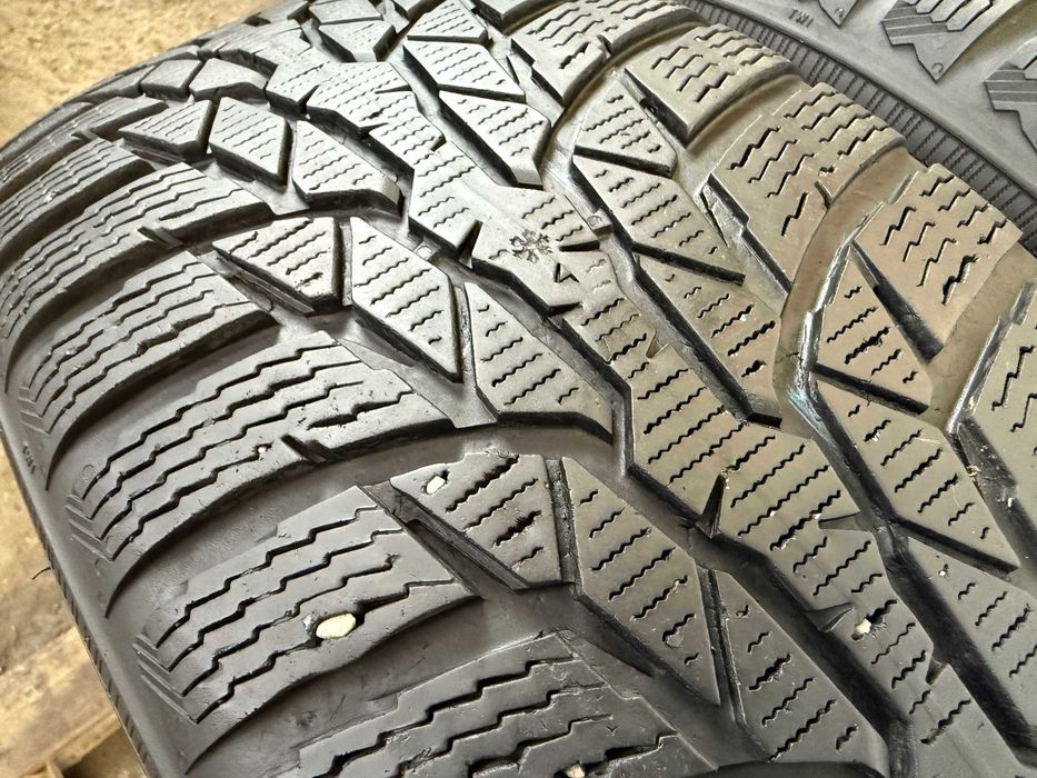 2x Anvelope Iarna 215/60 r16 - Nokian WR D4 XL