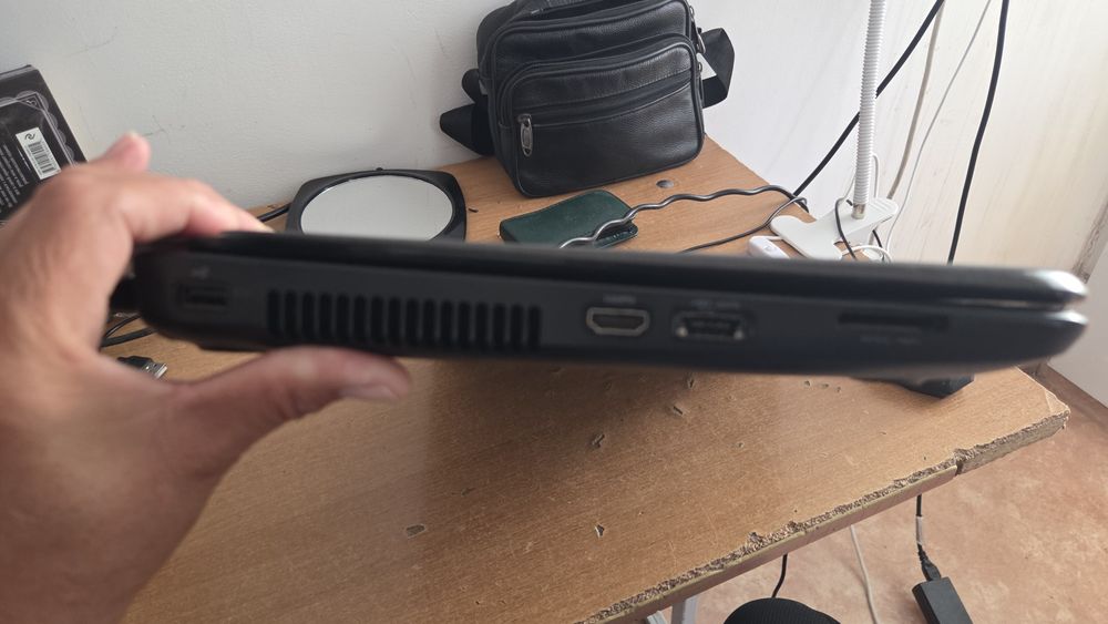 Срочно продаётся ноутбук Dell. I5 ПРОЦЕССОР