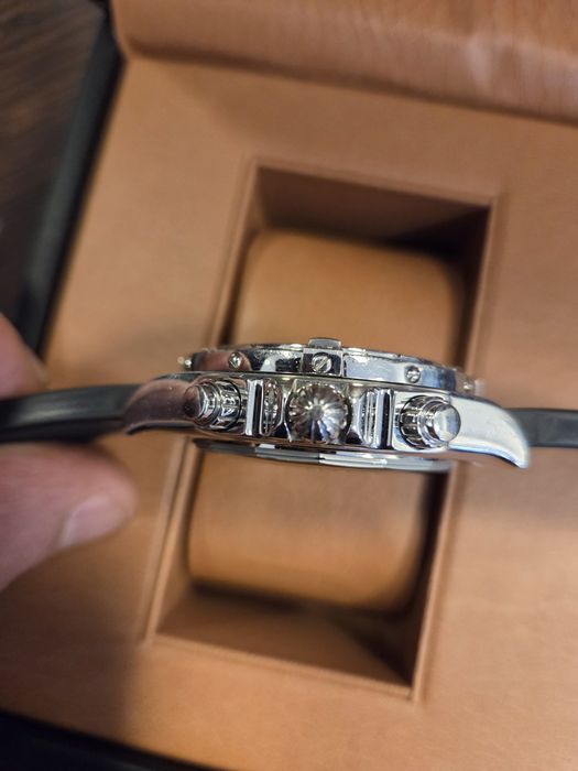 Часовник Breitling Blackbird