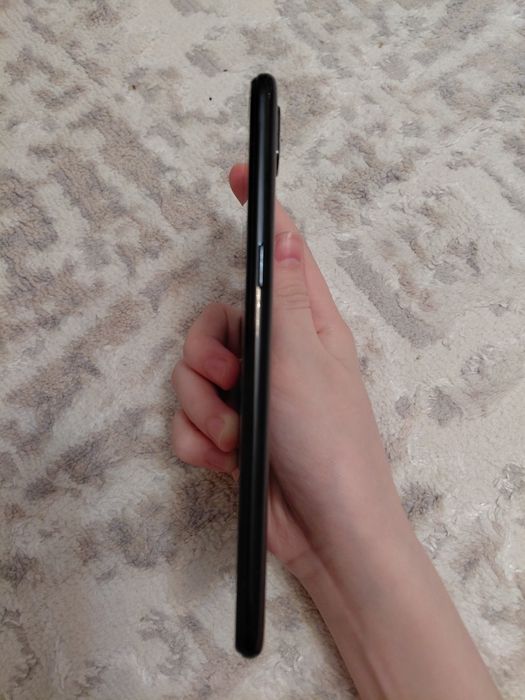 продам Samsung Galaxy A10s