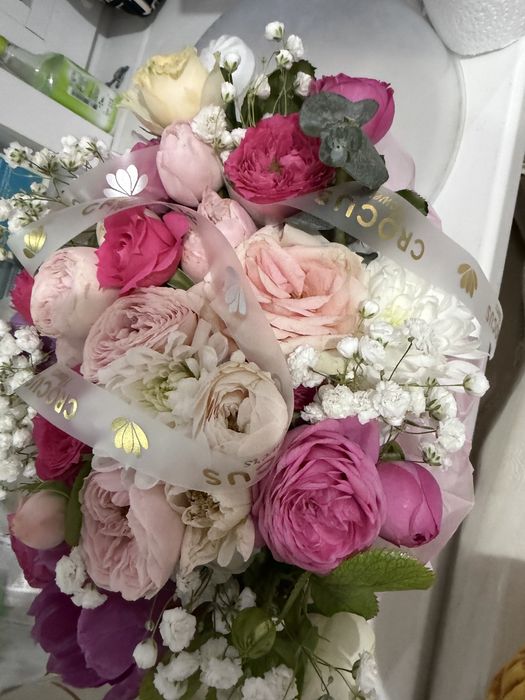 Цветы свежие  очень красивые 6 букетов