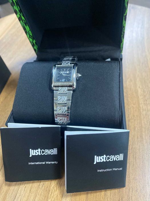 Дамски часовник Just Cavalli Animalier Sera Silver Black - JC1L384M0055, Чисто Нов
